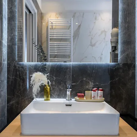 Po1 Augusto - Po2 Cesare - Po3 Nerone Lejlighed *