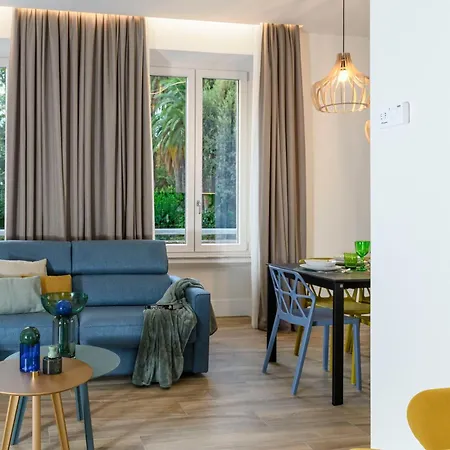 Po1 Augusto - Po2 Cesare - Po3 Nerone Lejlighed Rom