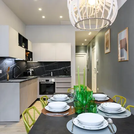 Po1 Augusto - Po2 Cesare - Po3 Nerone Lejlighed *