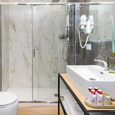 Po1 Augusto - Po2 Cesare - Po3 Nerone Lejlighed