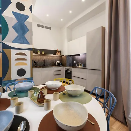 Po1 Augusto - Po2 Cesare - Po3 Nerone Lejlighed *