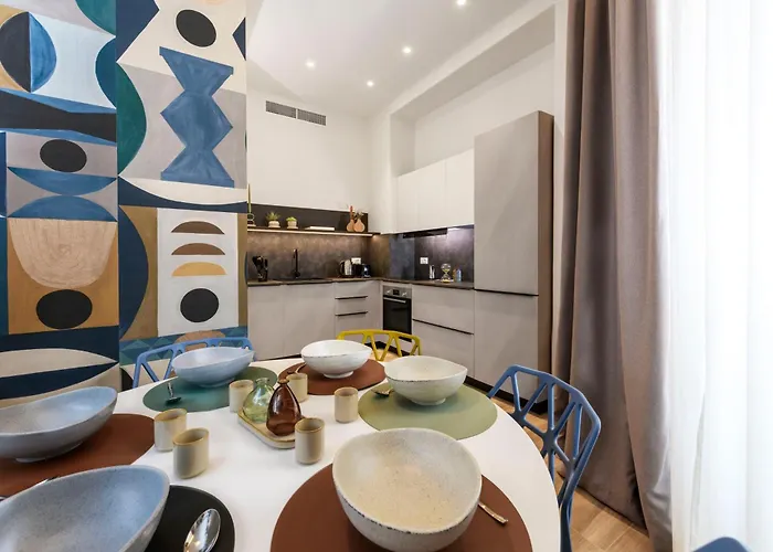 Po1 Augusto - Po2 Cesare - Po3 Nerone Lägenhet *